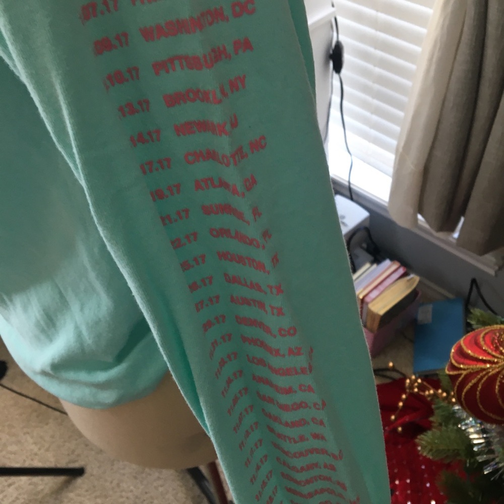 Halsey Merch - Picture 3 of 5